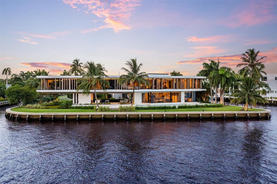 Listing photo of a home for sale in Fort Lauderdale, Florida