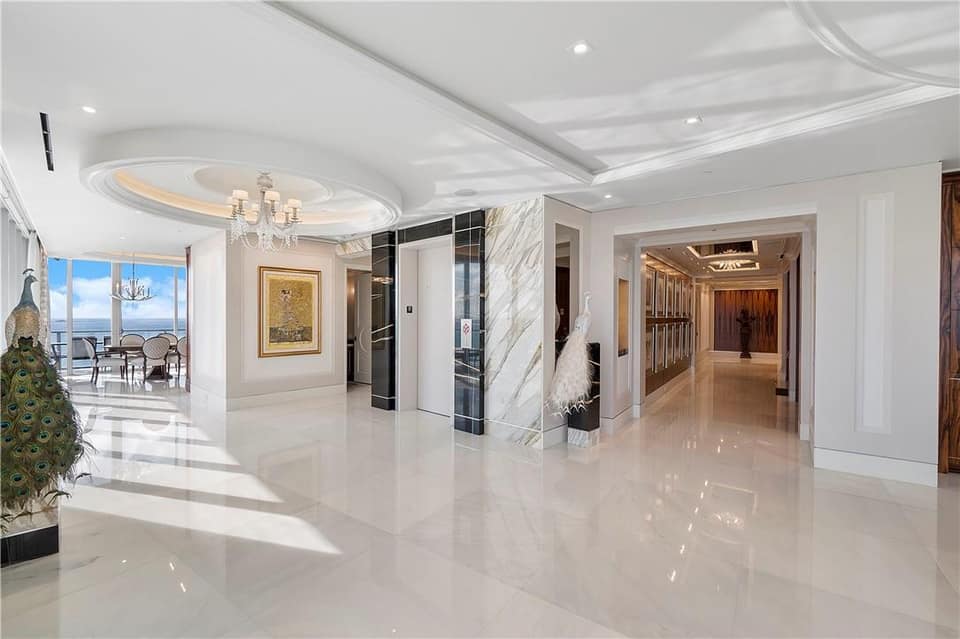 Listing photo of a home for sale in Fort Lauderdale, Florida