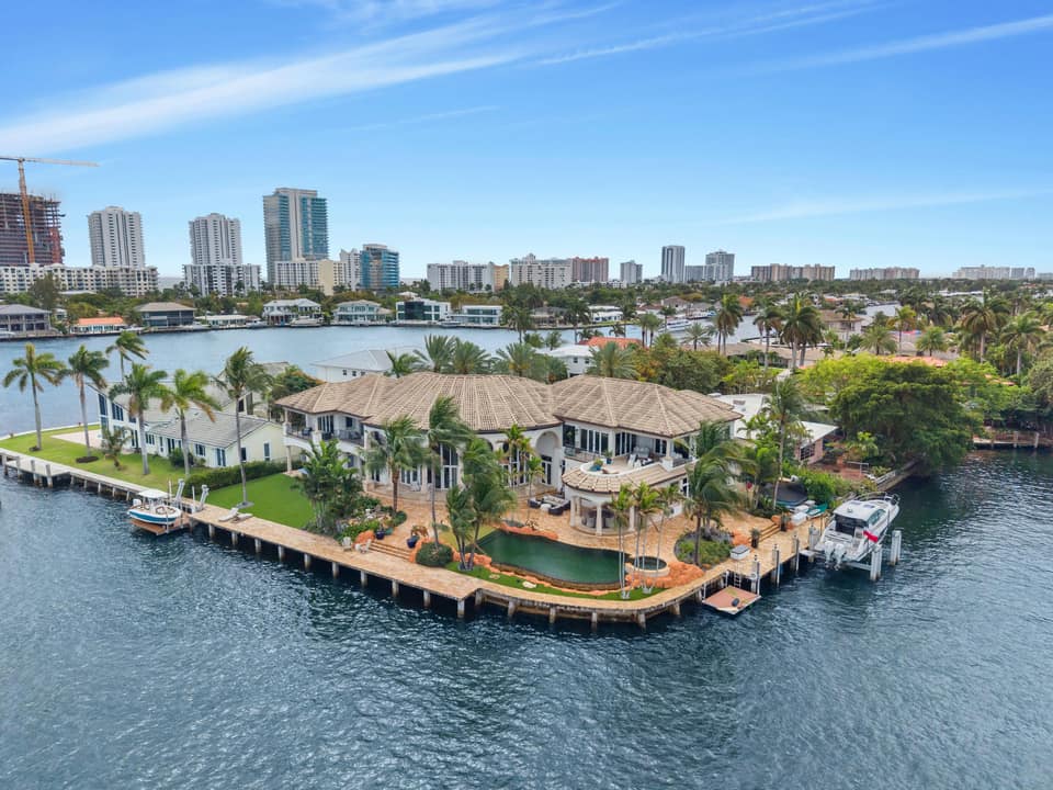 Listing photo of a home for sale in Pompano Beach, Florida
