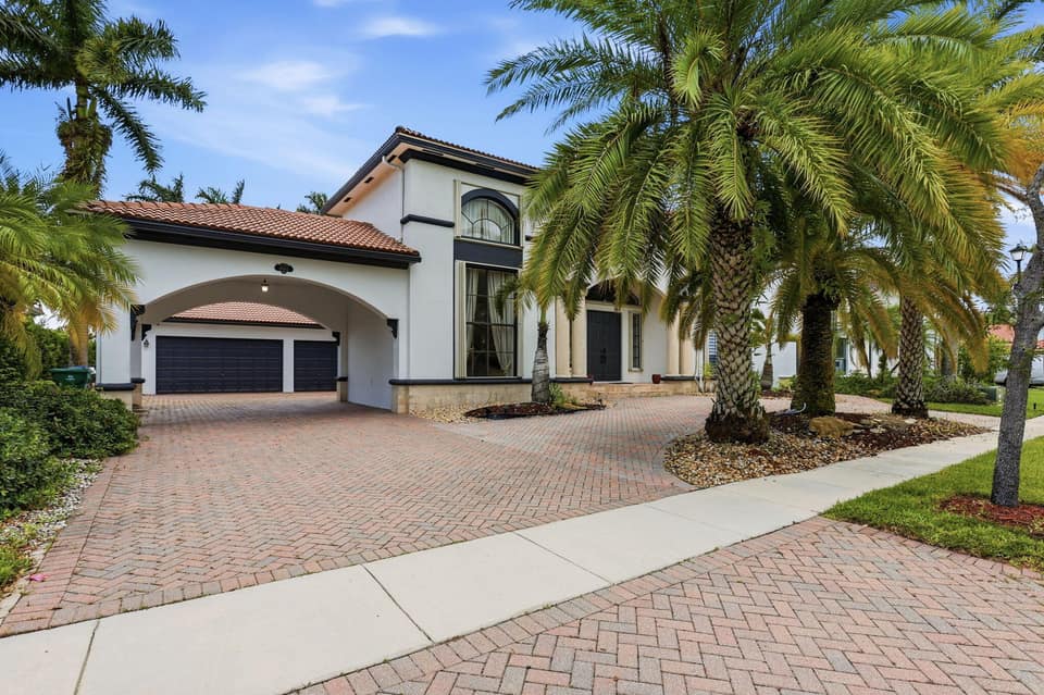 Listing photo of a home for sale in Miramar, Florida