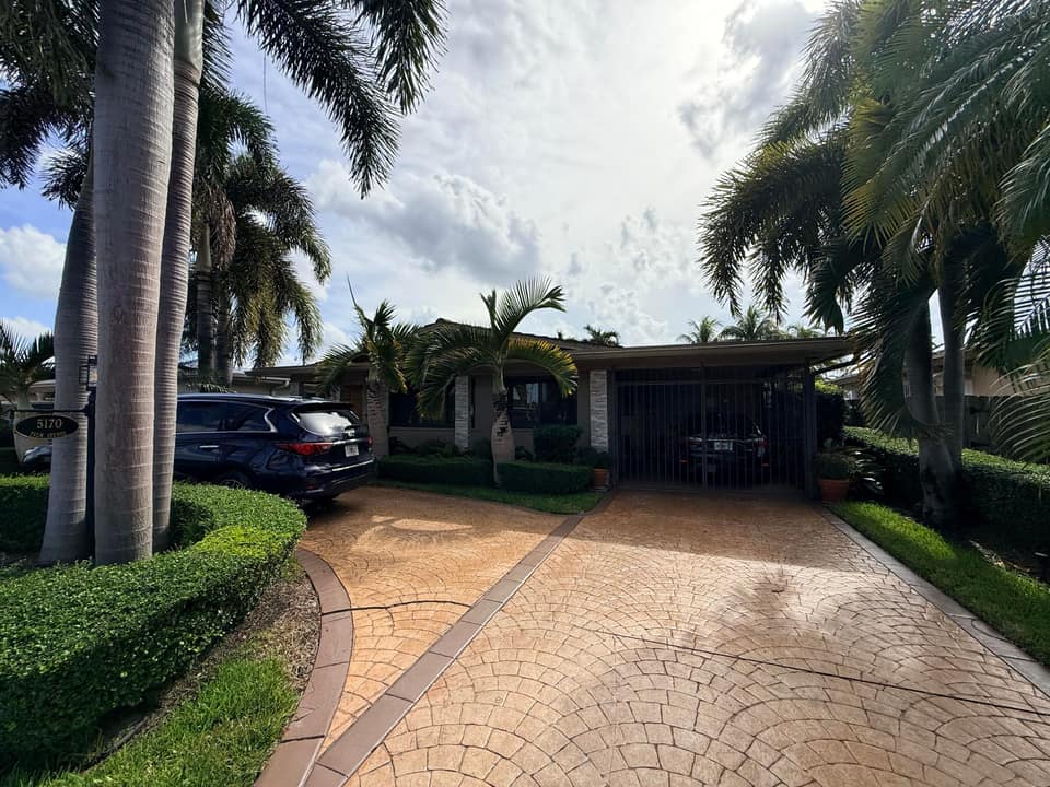Foto de una propiedad en venta en Hialeah, Florida