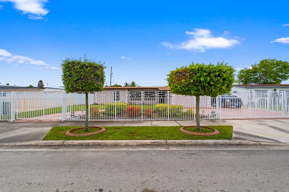 Foto de una propiedad en venta en Hialeah, Florida