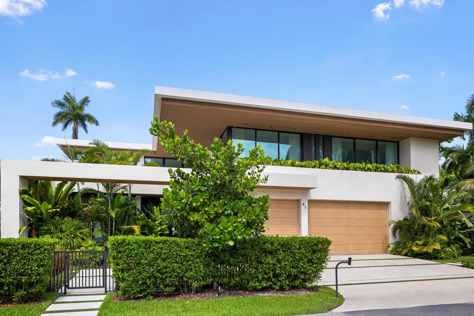Listing photo of a home for sale in Fort Lauderdale, Florida