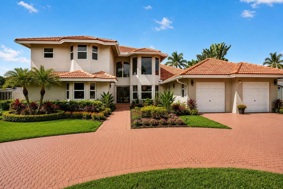 Listing photo of a home for sale in Plantation, Florida