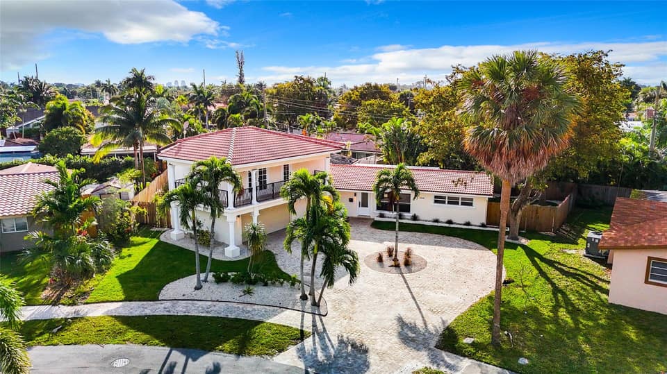 Listing photo of a home for sale in Wilton Manors, Florida
