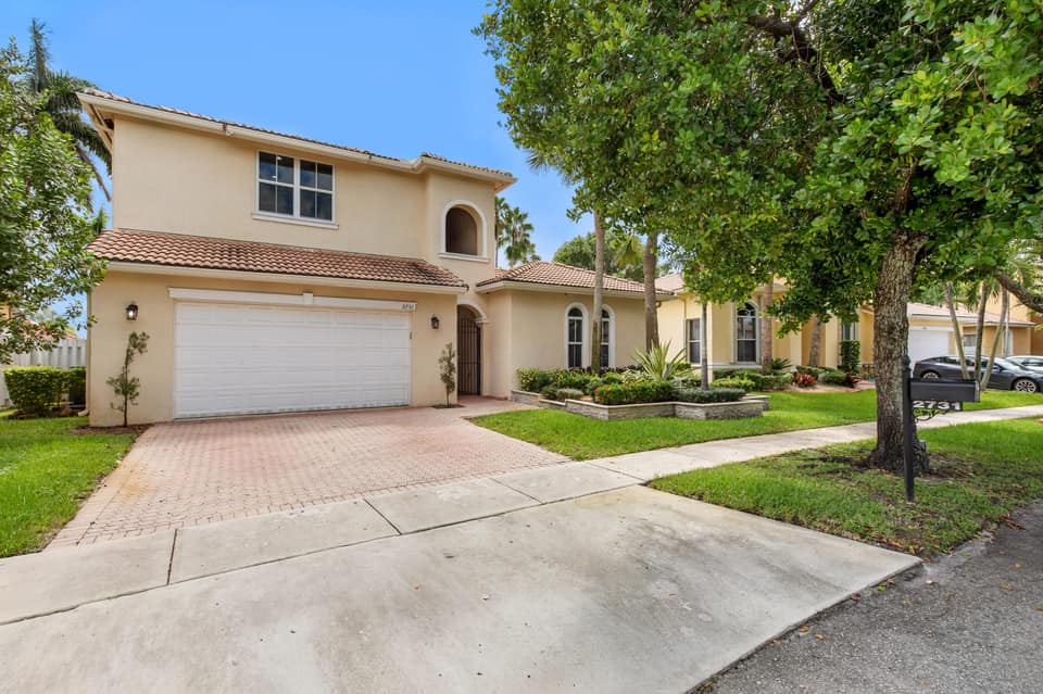 Foto de una propiedad en venta en Miramar, Florida