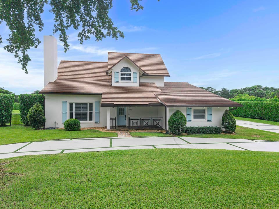 Listing photo of a home for sale in Coral Springs, Florida