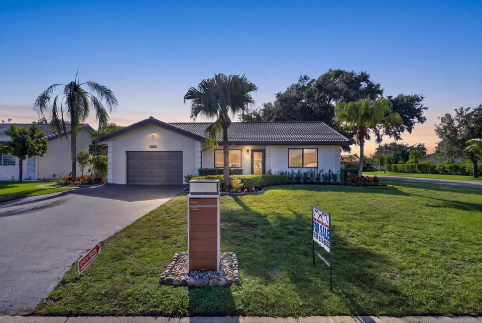 Listing photo of a home for sale in Tamarac, Florida