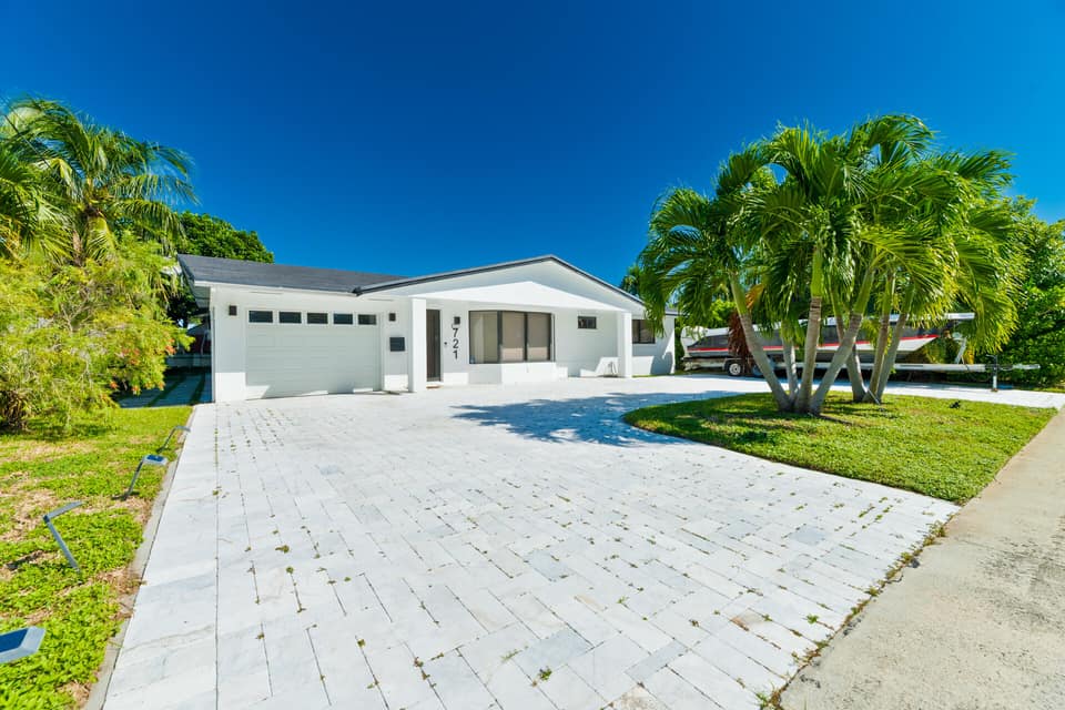 Listing photo of a home for sale in Pompano Beach, Florida